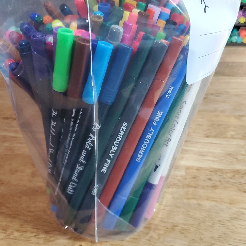 Assorted Color Markers Multicolor - Picture 3 of 4